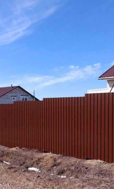 Фото забора из профнастила в Калининском районе, дер. Игнатово