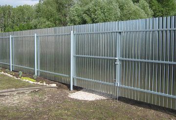 /zabory-iz-profnastila/zinc-ekonom/